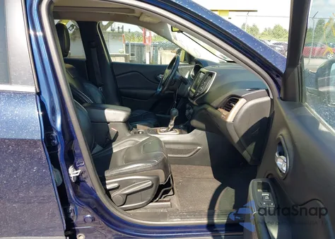 2015 Jeep Cherokee Limited z USA, uszkodzony, nr VIN 1C4PJMDS5FW598171